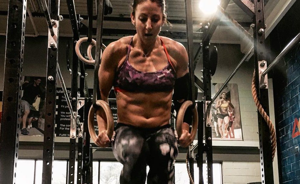 Rachel Martinez does first ring muscle-up after dislocating her elbow during 17.3.